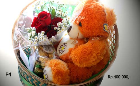 bear and chocolate Ferrero Rocher Chocolate and A bear